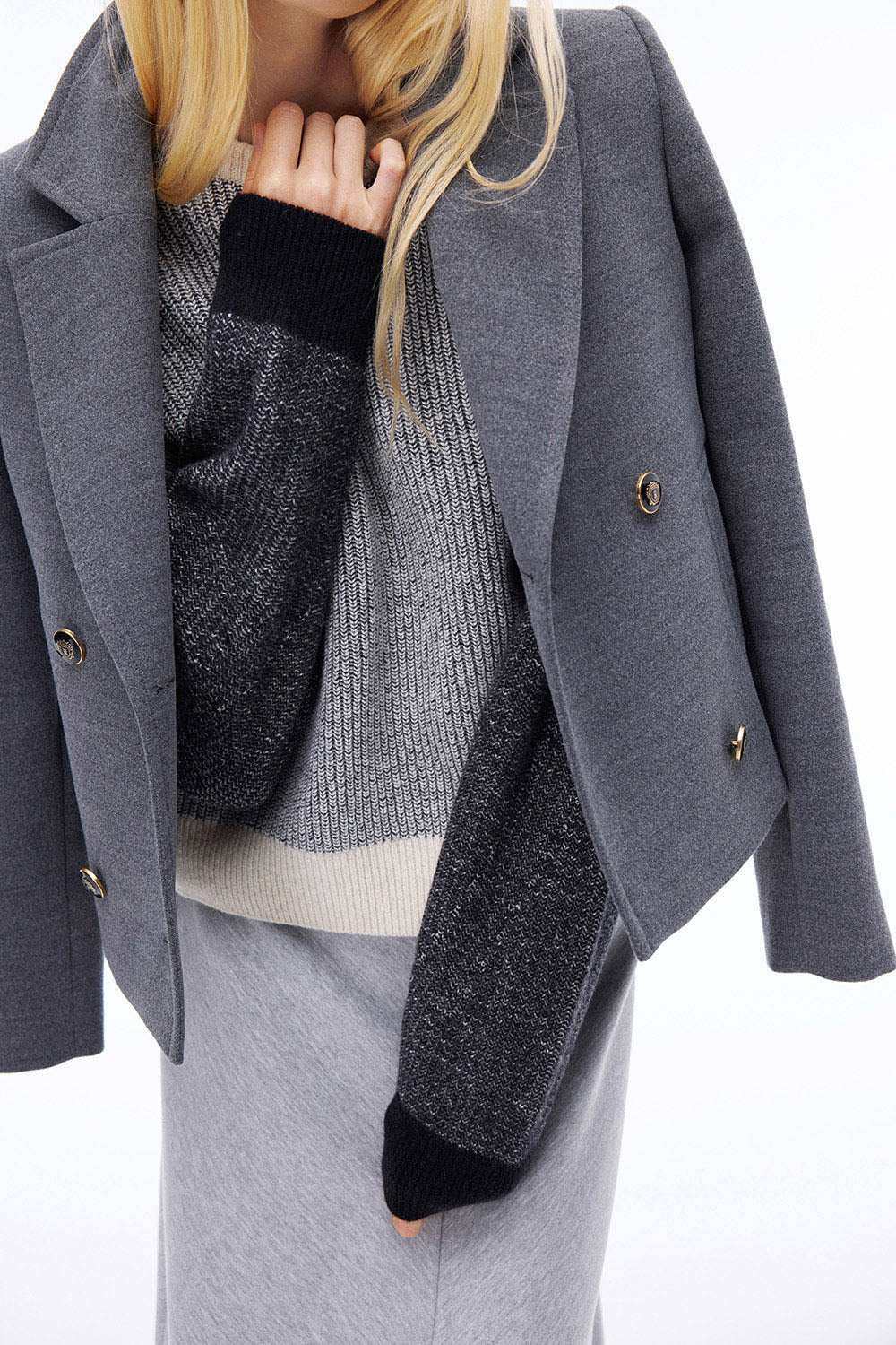 pallto gri, pamje e pasme