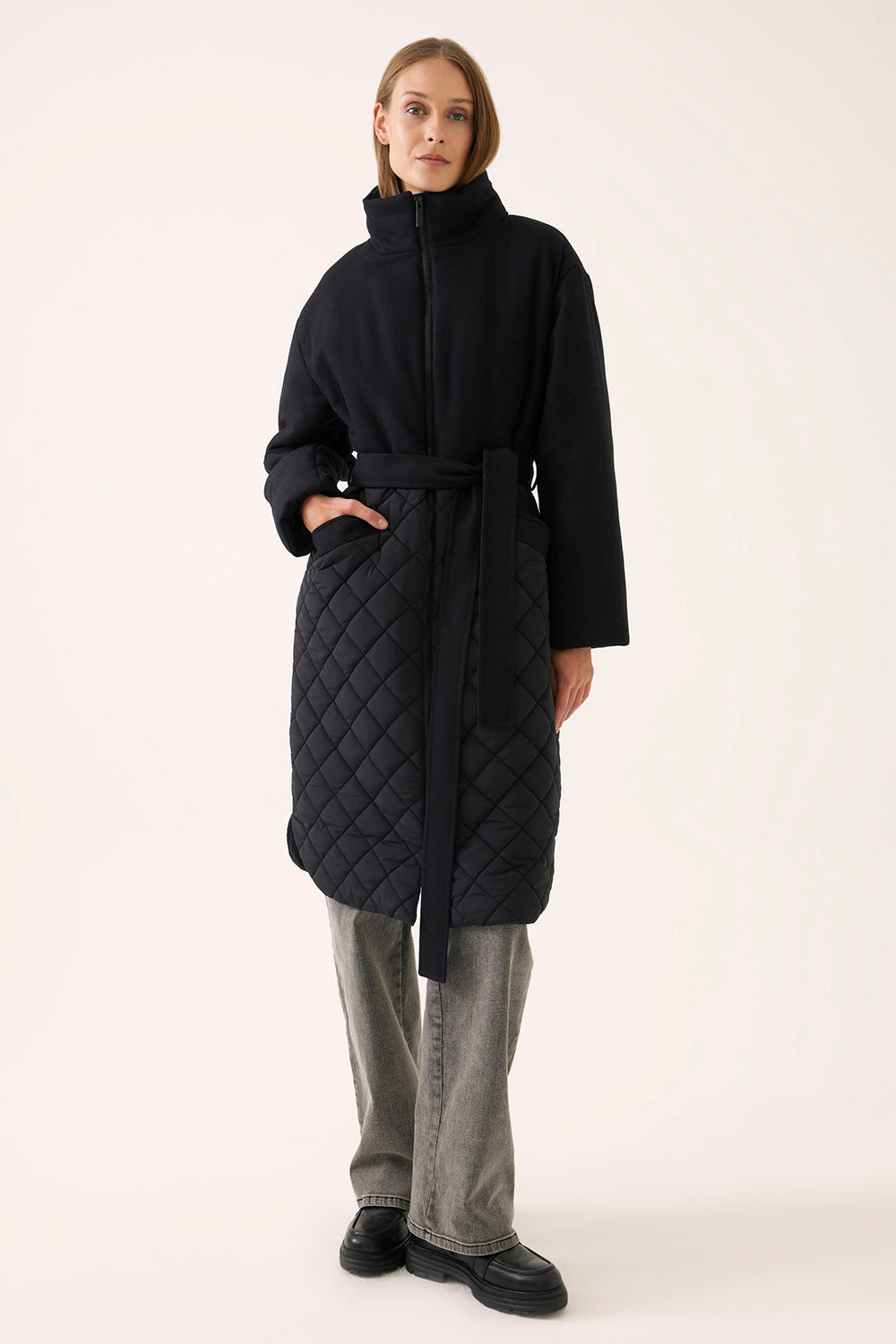 Jayla Jakne Mont I Zi  0637